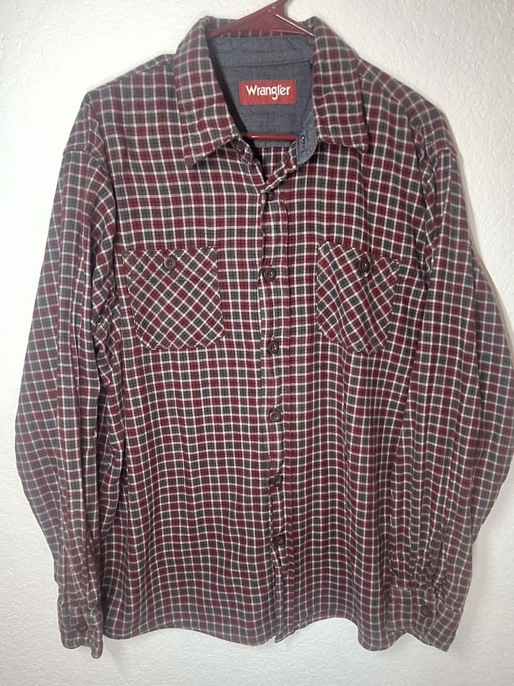 Wrangler Mens Plaid Button Down Shirt XL Red Gray Flaid Long Sleeve HLP3WUR